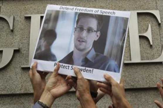 Snowden seeks asylum in Brazil