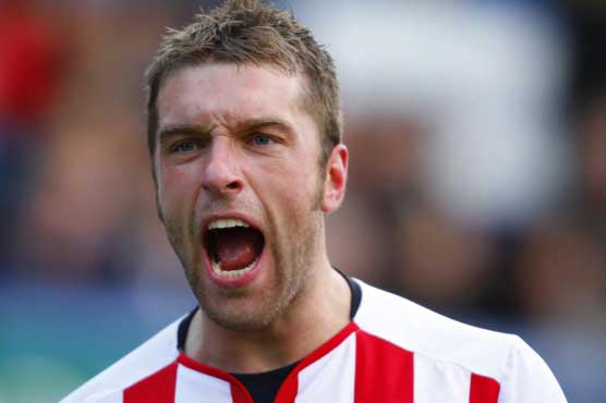 Football: Liverpool complete Rickie Lambert signing