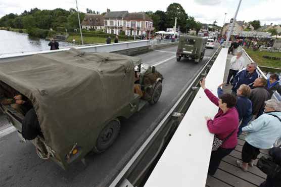 World leaders mark D-Day in shadow of Ukraine crisis