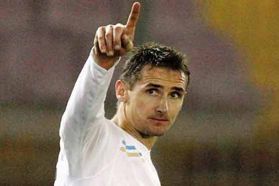 Football: Klose becomes Germany's top scorer