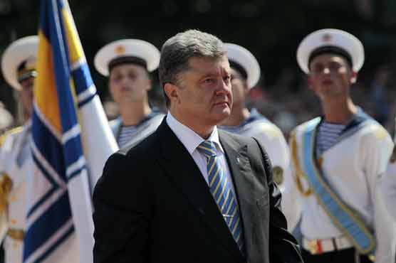 Poroshenko sworn in with Ukraine facing civil war