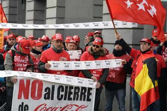 Spain court orders Coca-Cola to reinstate sacked staff