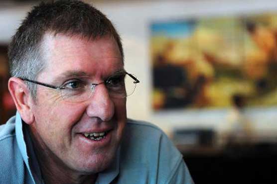 Cricket: Bayliss acting Aussie coach for SAfrica T20 series