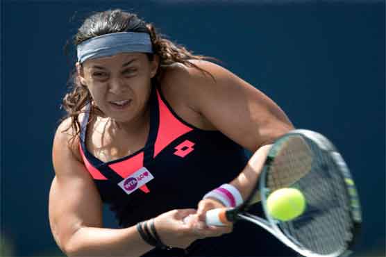 Tennis: Wimbledon champ Bartoli beaten by schoolgirl