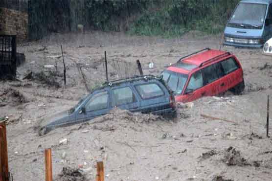At least ten dead in Bulgaria flooding