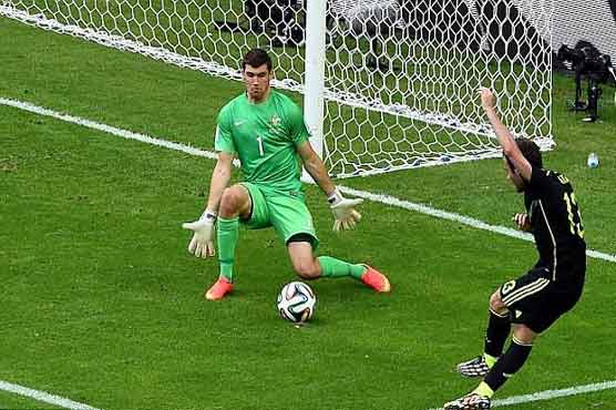 Football: Spain restore pride with win over Australia