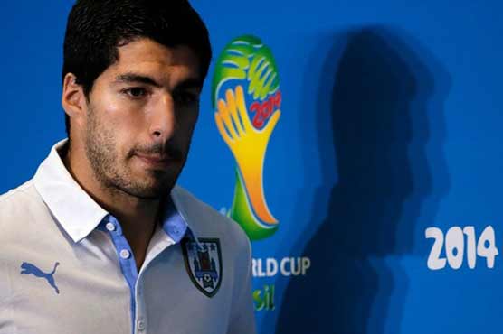 Suarez awaits verdict in World Cup bite case 