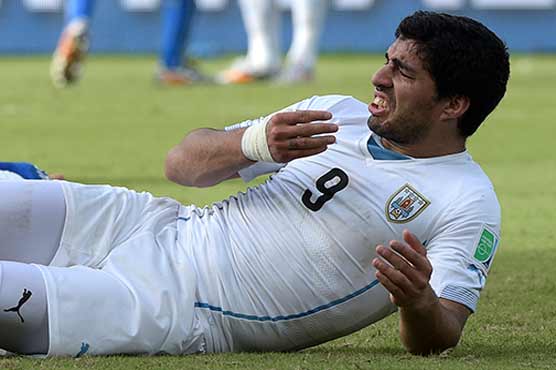 Suarez kicked out of World Cup for biting opponent 