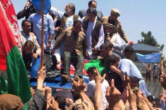 Abdullah leads protesters in Afghan election stand-off