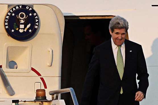 Kerry in Syria opposition talks as US moves to arm rebels