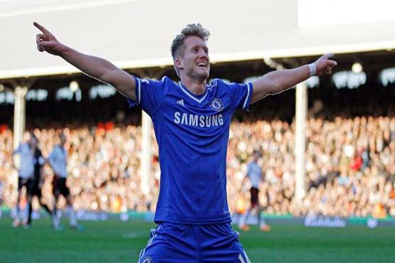 Football: Chelsea pull clear, Pardew sent off for headbutt