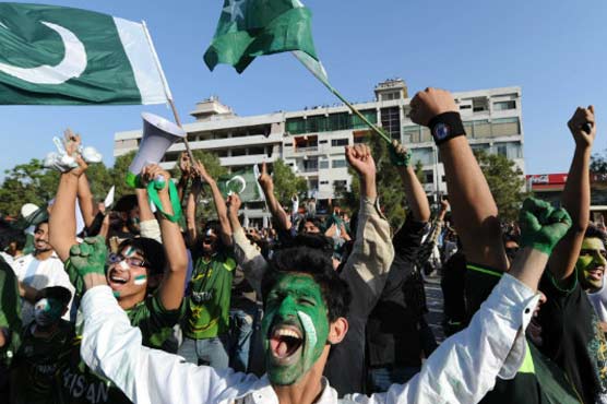 Asia Cup: Pakistanis in frenzied celebrations after beating India 