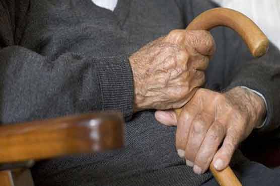 Alzheimer's disease may kill as many as cancer in US