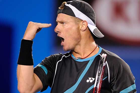Hewitt holds off Ebden in all-Aussie clash