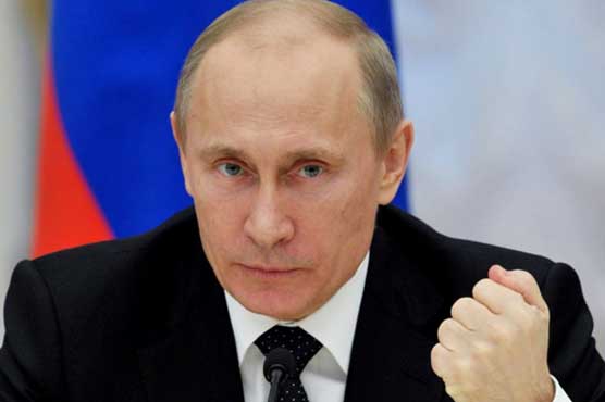 Russia weighs Ukraine talks but won't budge on Crimea