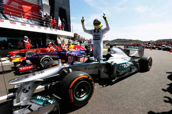 Formula One: Nico Rosberg wins Australian Grand Prix