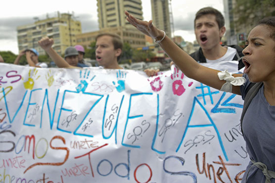 Venezuela wants US to join 'peace commission' to end unrest