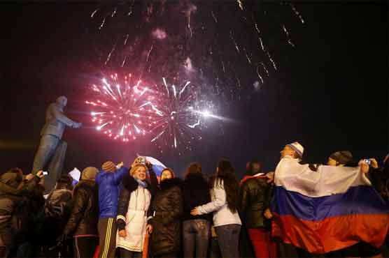 Pro-Russian Crimeans toast future with Moscow after vote