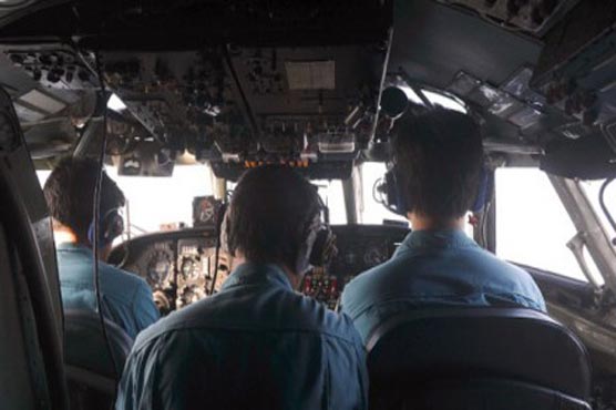 Australia 'clutching' at MH370 leads after new data