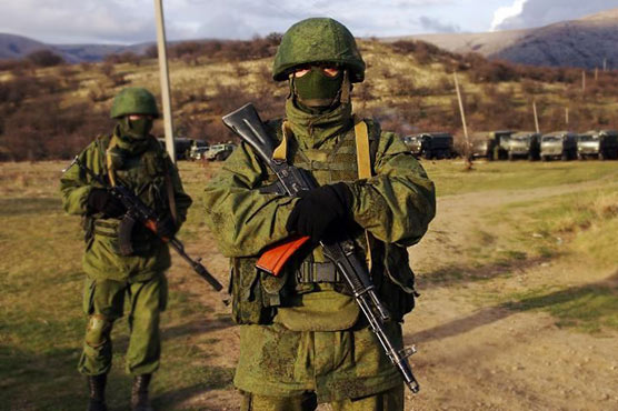 Ukraine claims 100,000 Russian troops near border