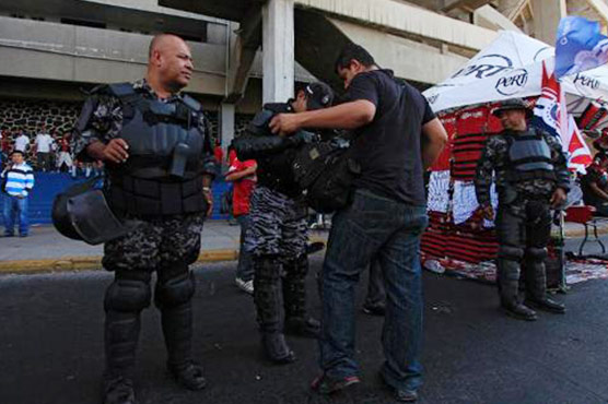 Mexico eyes prison for football fan violence