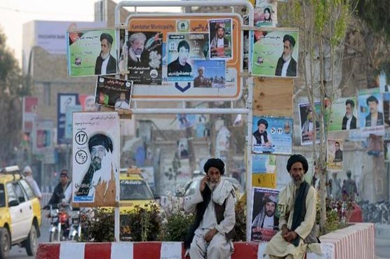 Afghan voters rush to register for poll despite attacks