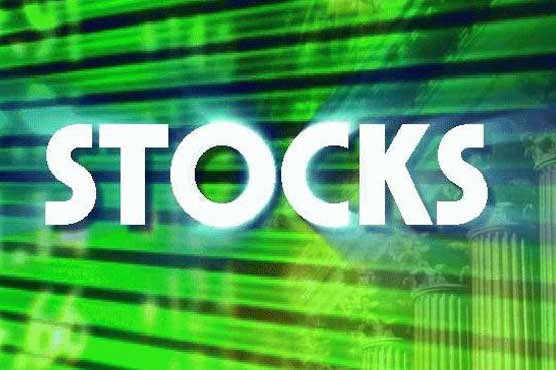 Stocks finish lower on mixed earnings, Ukraine