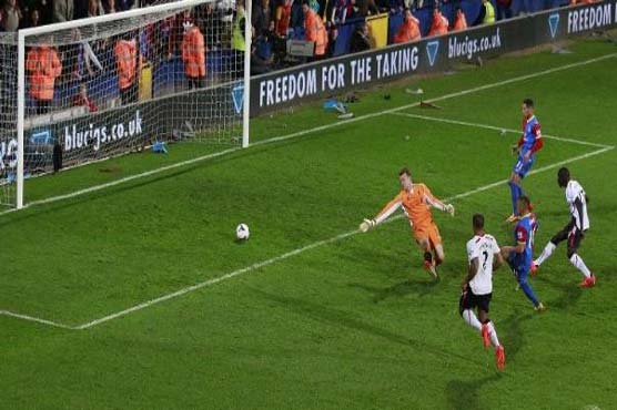 Football: Palace fightback shreds Liverpool's title bid