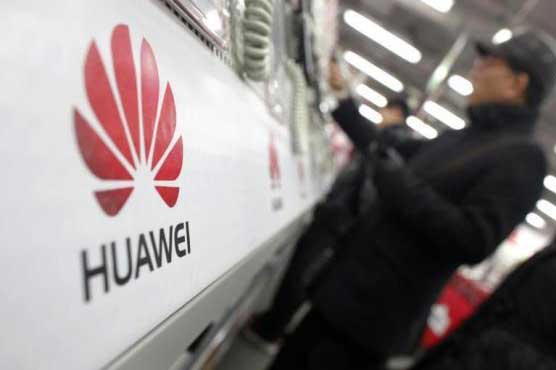 Huawei seeks to move up smartphone food chain with new Ascend P7