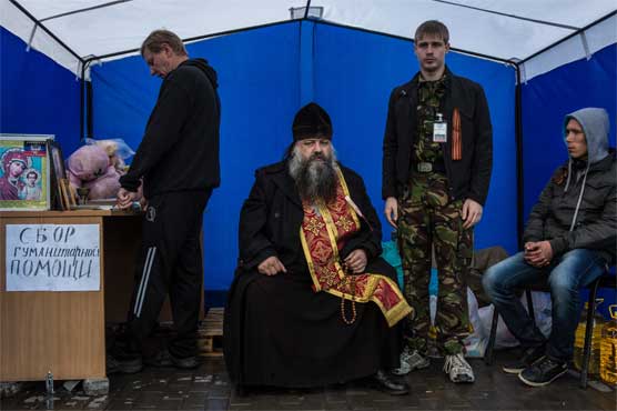 West warns Russia ahead of illegal east Ukraine referendum