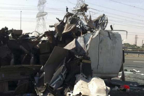 Dubai bus crash kills 15 Asian workers
