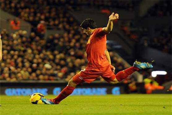 Football: Mourinho says Suarez undeserving awards