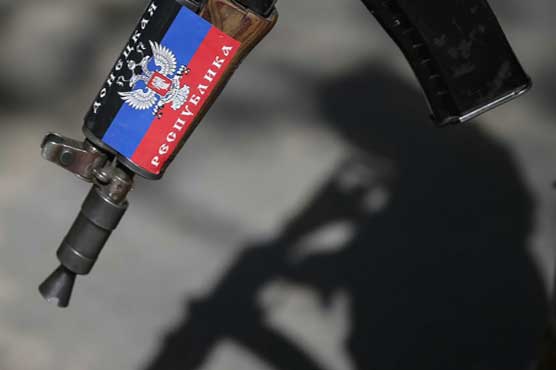 Ukraine hosts roundtable talks after bloody day for military