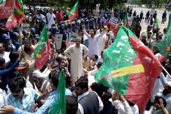 Police baton charge protesting PTI workers in Islamabad, four injured