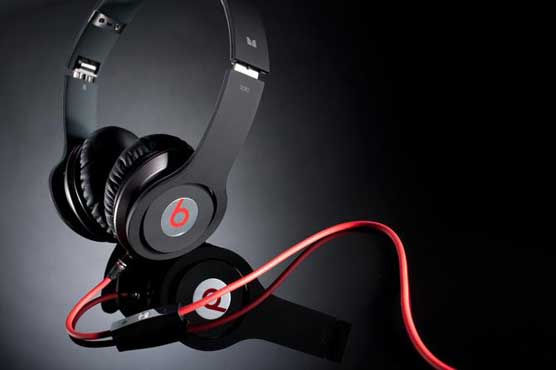 Beats music service sued by former executive amid possible sale to Apple