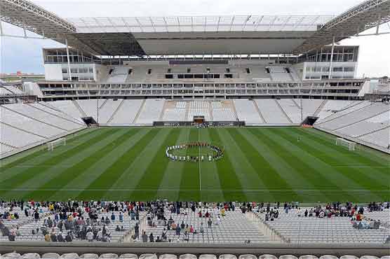Football: World Cup kick-off venue not ready for final test