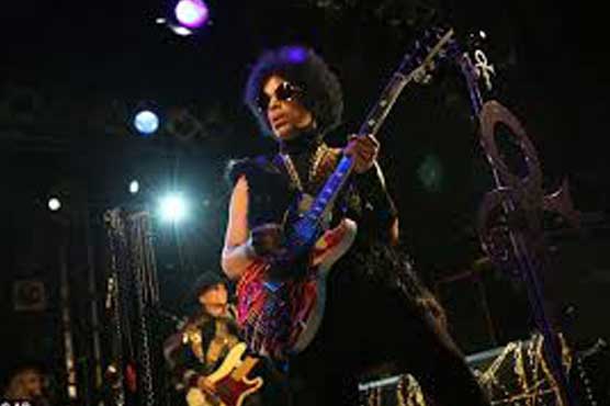 Prince announces last-minute gigs in Paris