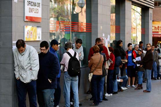 Spanish registered jobless up 3rd month in a row