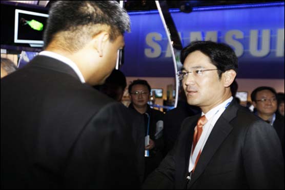 As Samsung falters, low key scion in the wings