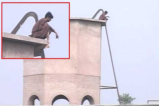 Multan jail inmate attempts suicide, demands meeting with lover