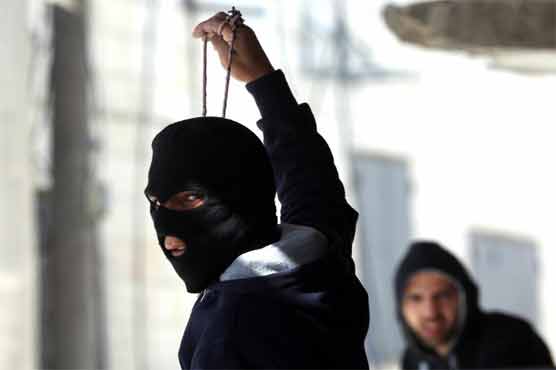 Clashes at Jerusalem refugee camp as EU urges progress 