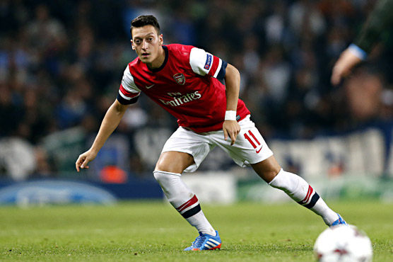 Football: Arsenal star Ozil out for another seven weeks