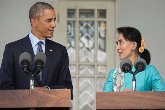 Obama urges Asia free press, won't discuss US case