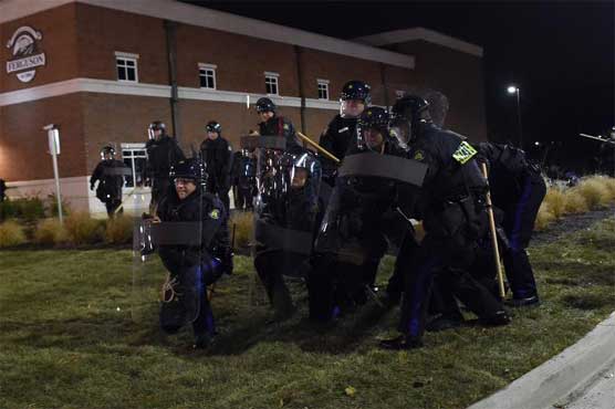 No charges for US policeman who shot black teen 