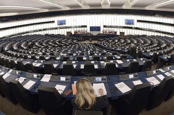 EU urges Israel, Palestinians to resume direct talks