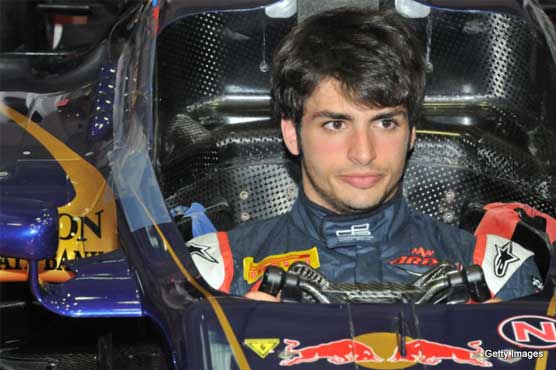 Carlos Sainz named as Toro Rosso driver at Formula One
