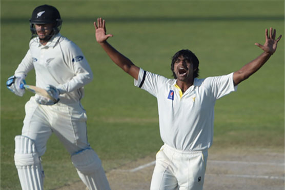 Cricket: New Zealand dismissed for 690, lead by 339