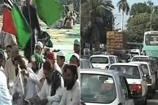 ASWJ protest disrupts traffic in Karachi