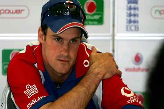 Strauss fears tide has turned against Tests