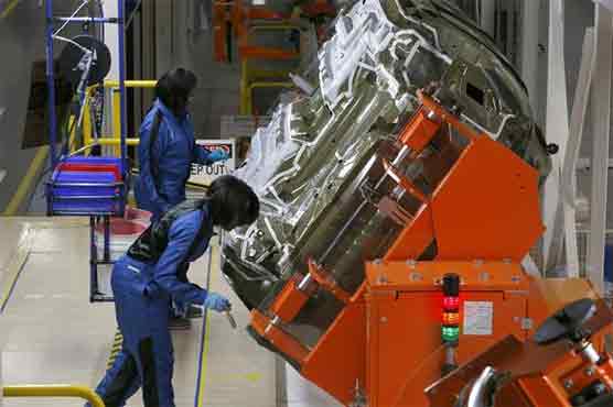 Canada posts surprise August trade deficit